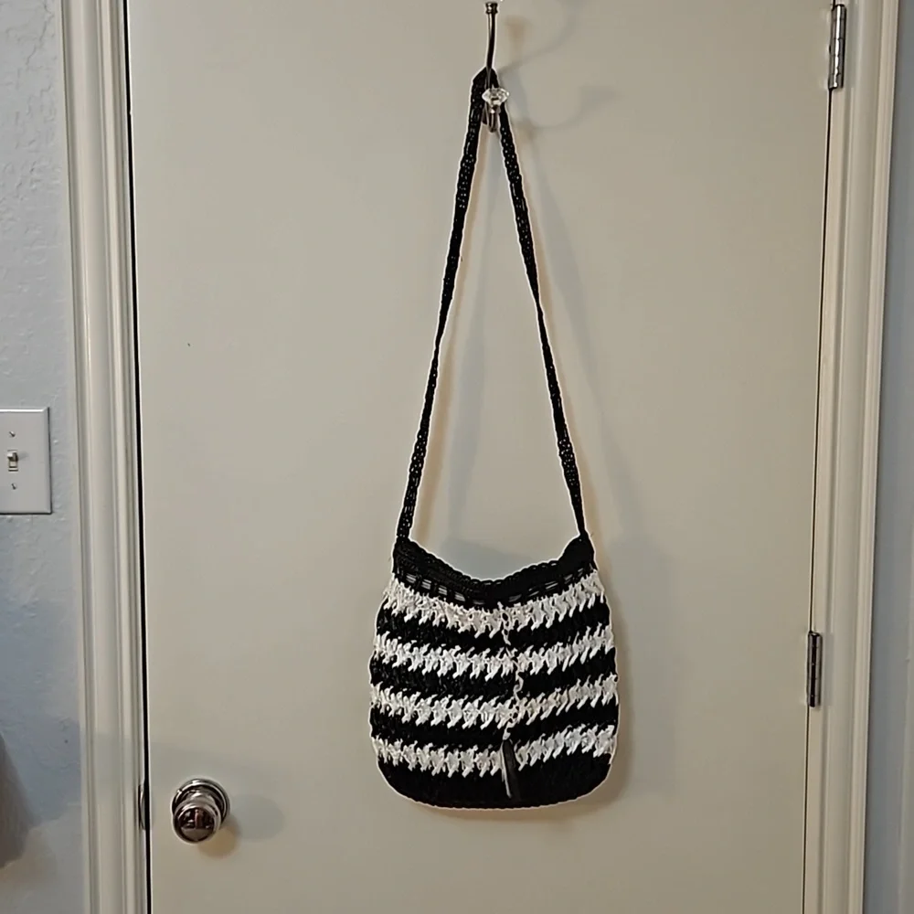HANDMADE Monochrome Raffia Crochet Cinch Hobo Crossbody Festival Bag